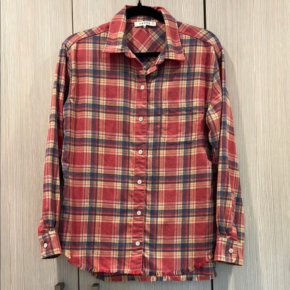 FRAME Fray Hem Flannel Top in Light Red Check Men's Size Small Preppy Plaid Boho - Picture 4 of 14